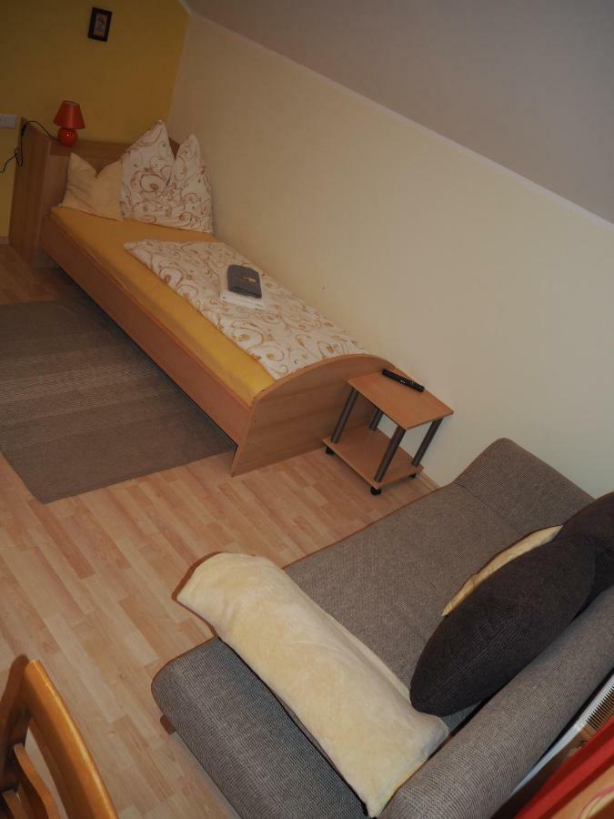Ferienwohnung-Nassfeld-Haus Umschaden Tröpolach Exterior foto
